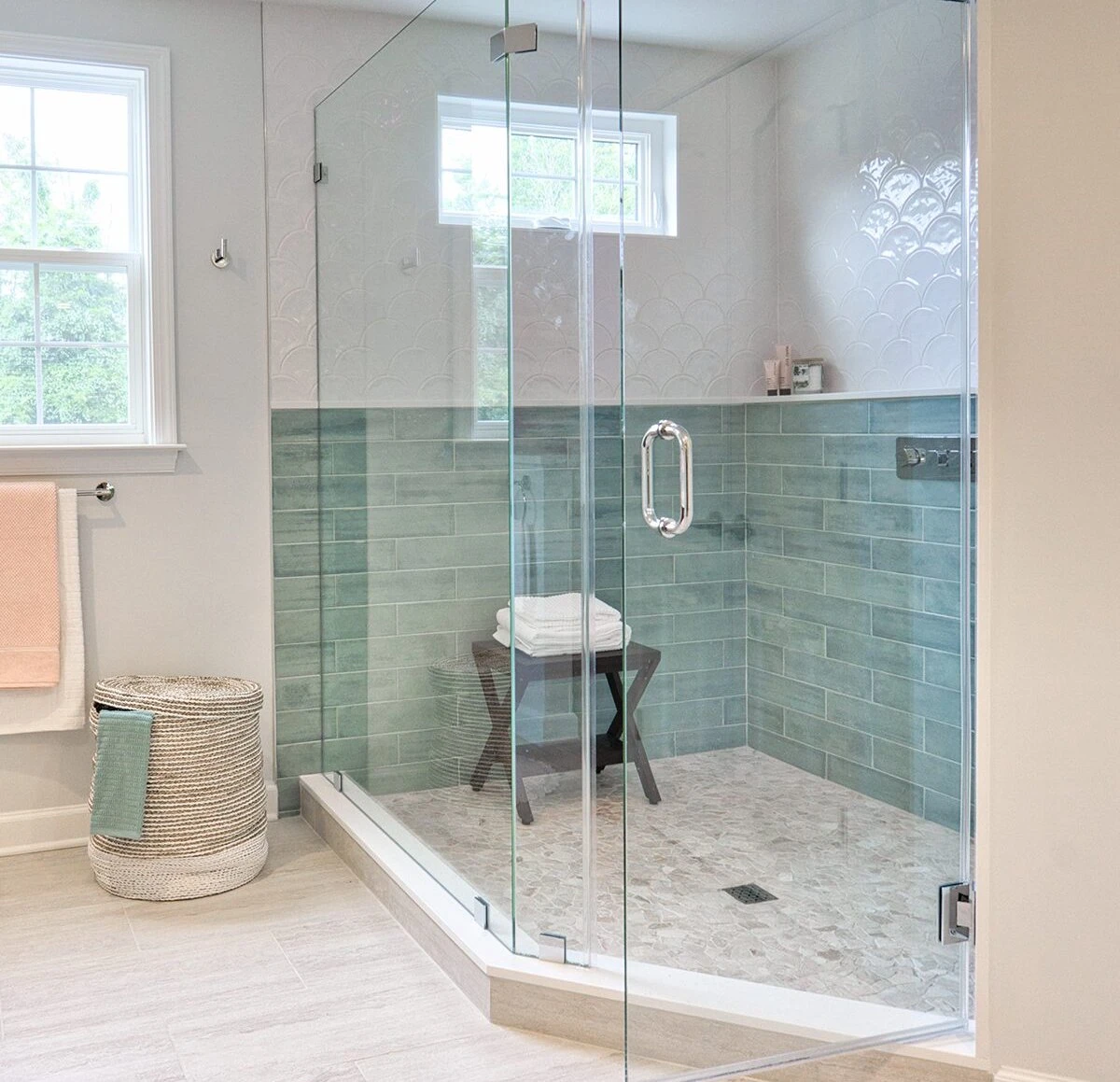 Curved Shower Enclosure