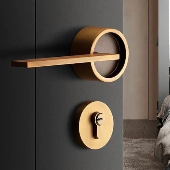 Door Handle & Lock